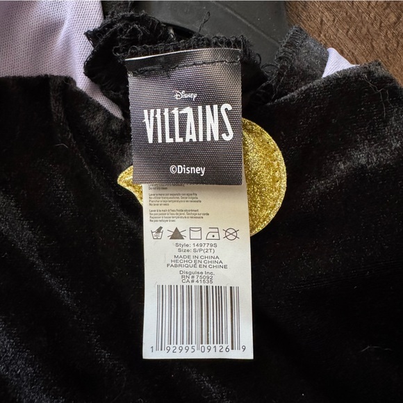 Disney Villians Ursula Costume - Picture 6 of 6